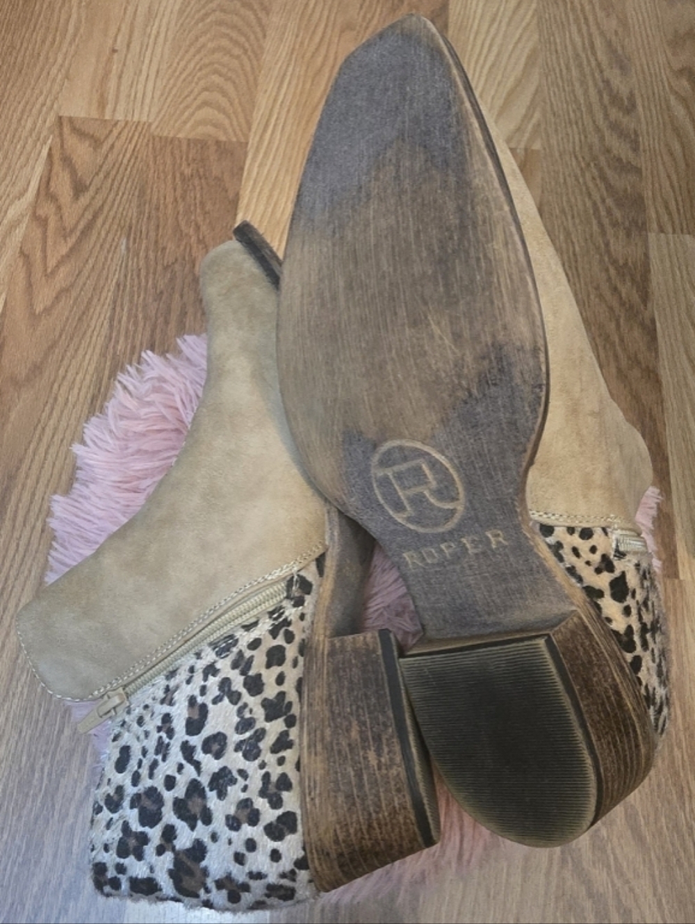 Roper Women's Sedona Cheetah Snip Toe Cowboy Booties Sz 10.5 - Picture 4 of 5